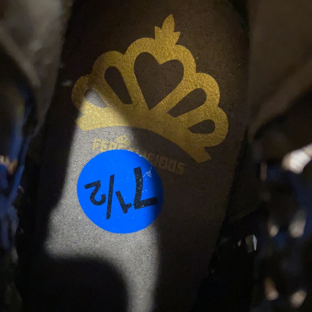 Booties With Heel. - image 5